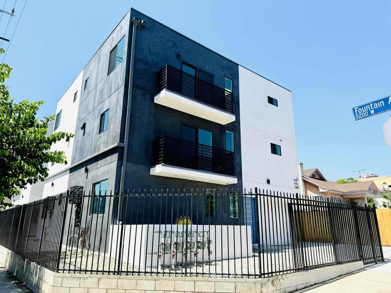 1301 N Kingsley Dr #1 - Photo 4 of 13