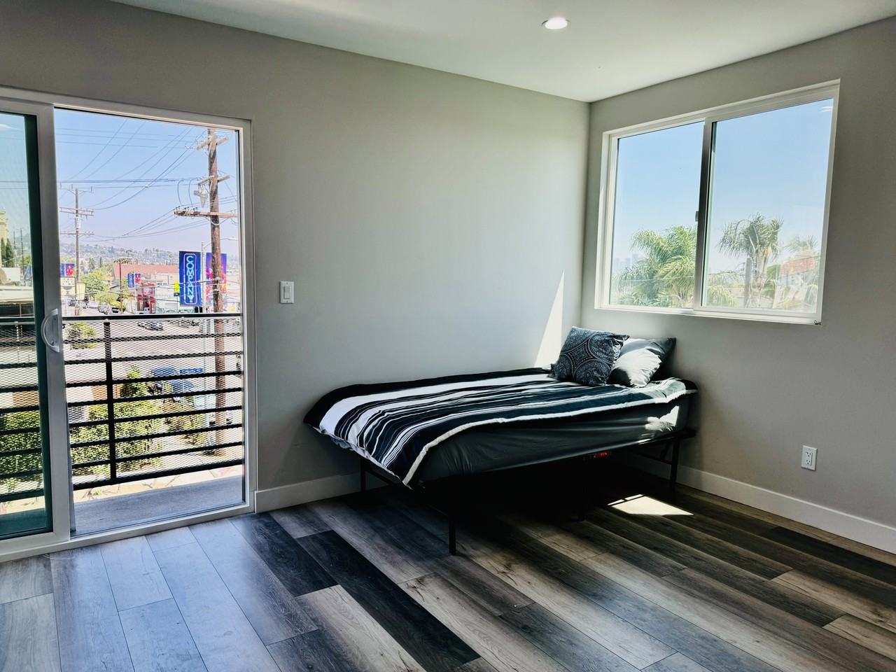 1301 N Kingsley Dr #1 - Photo 7 of 13