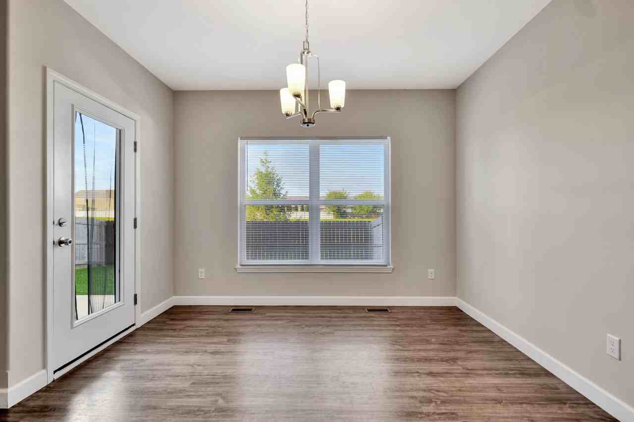 3924 Summer Sage Ct - Photo 3 of 12