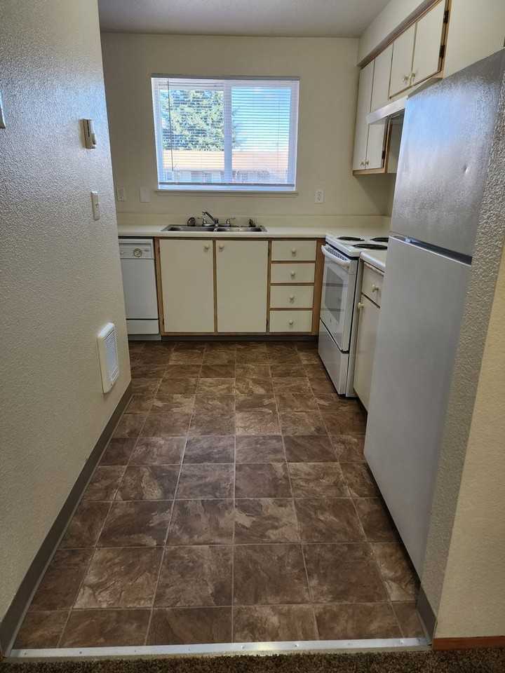 Large 2 Bedroom Apt Living, Located in the Center of Vancouver, WA! - Photo 2 of 20