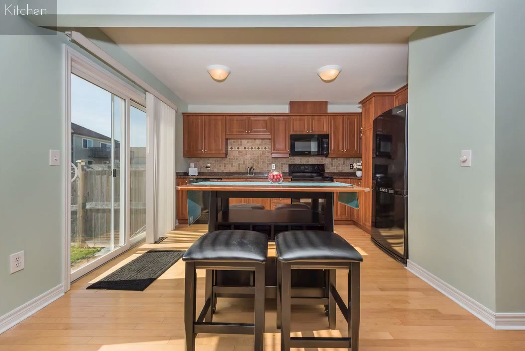 800 West Ridge Boulevard - Photo 5 of 24