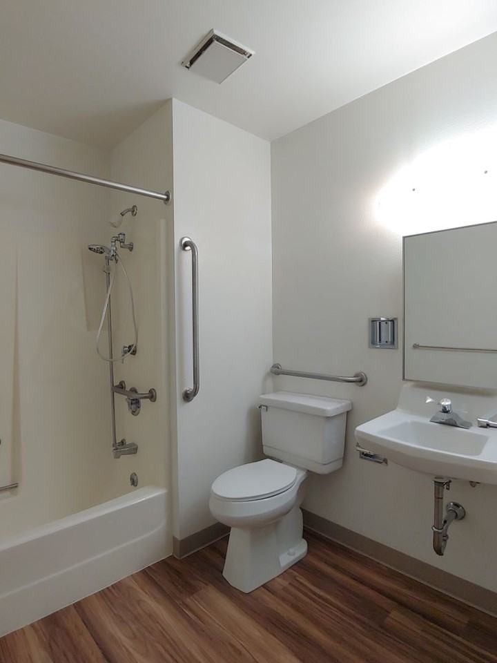 ALD118 - Photo 5 of 10
