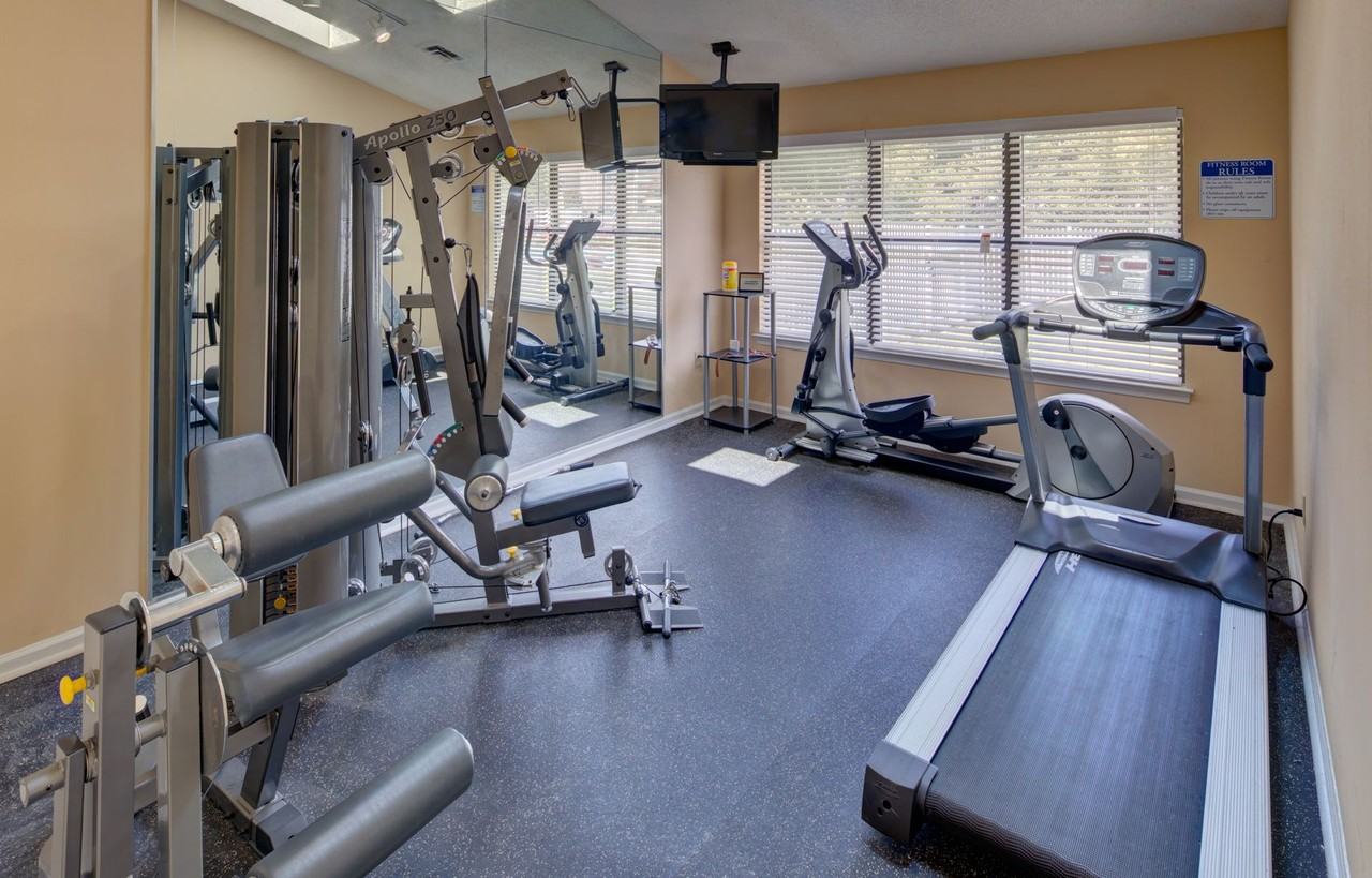 Hunter's Mill Apartments - Photo 6 of 44