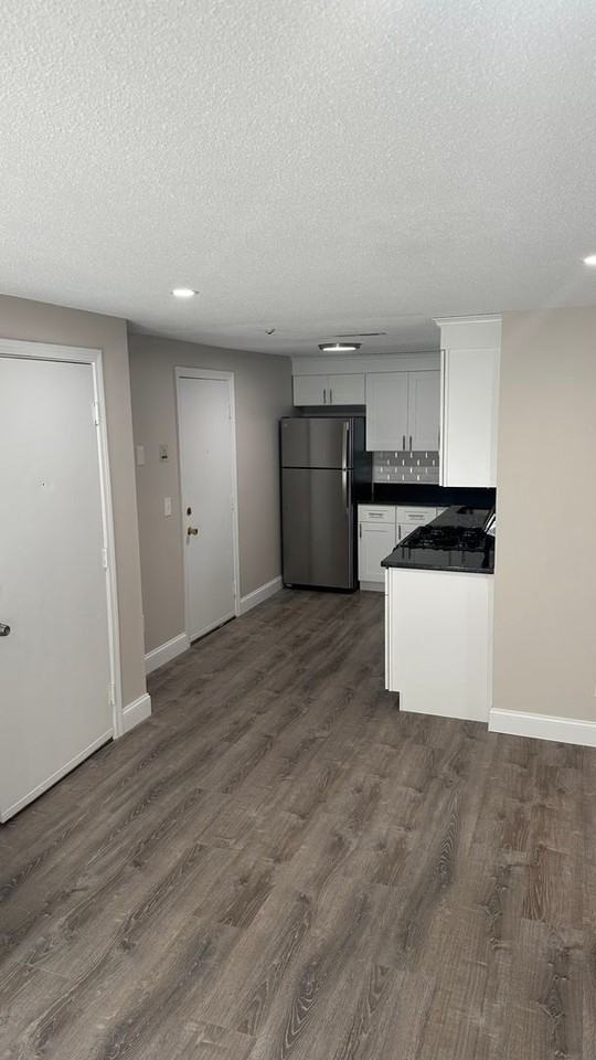 19 Kenmar Dr - Photo 2 of 10