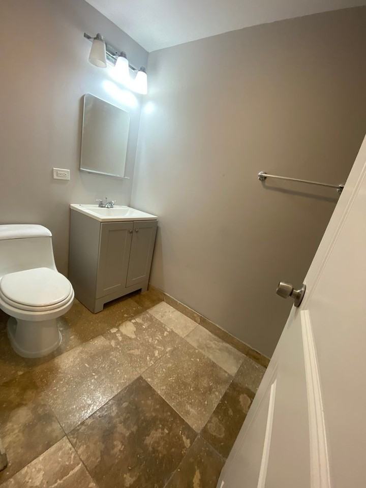 10 N Sheridan Rd. - Photo 7 of 23