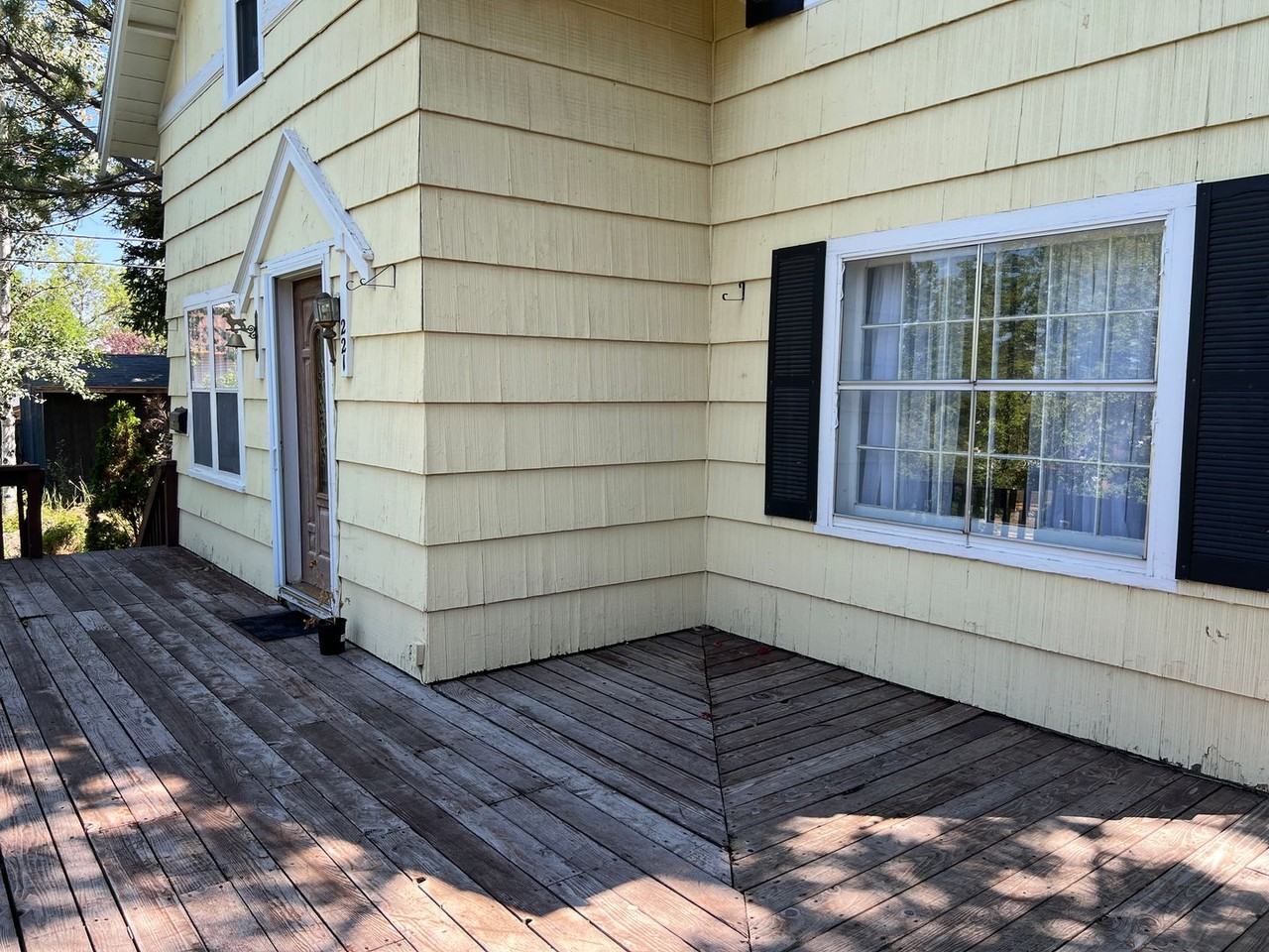 221 S 2nd E - Photo 2 of 50