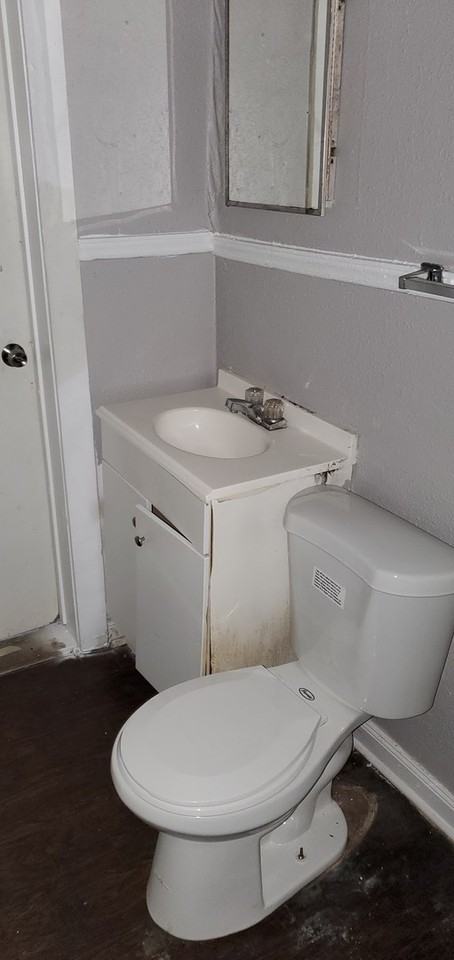 4229 Europa St - Photo 7 of 8