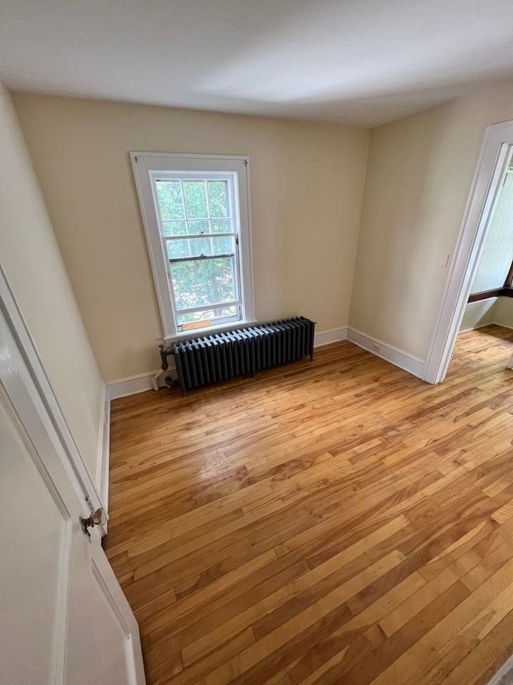 360-364 South Winooski Ave - Photo 4 of 21