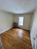 featured image of 360 S Winooski Ave