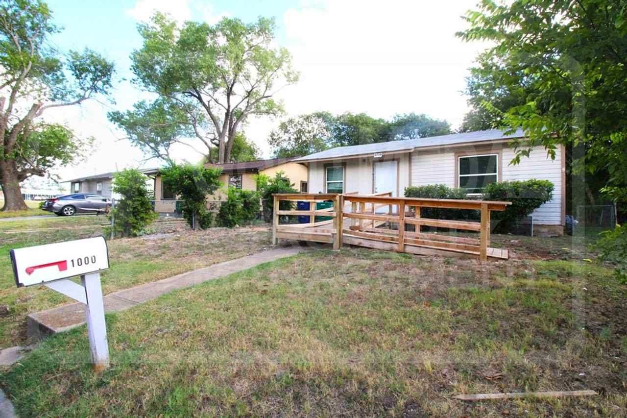 1000 Morris Dr - Photo 3 of 20