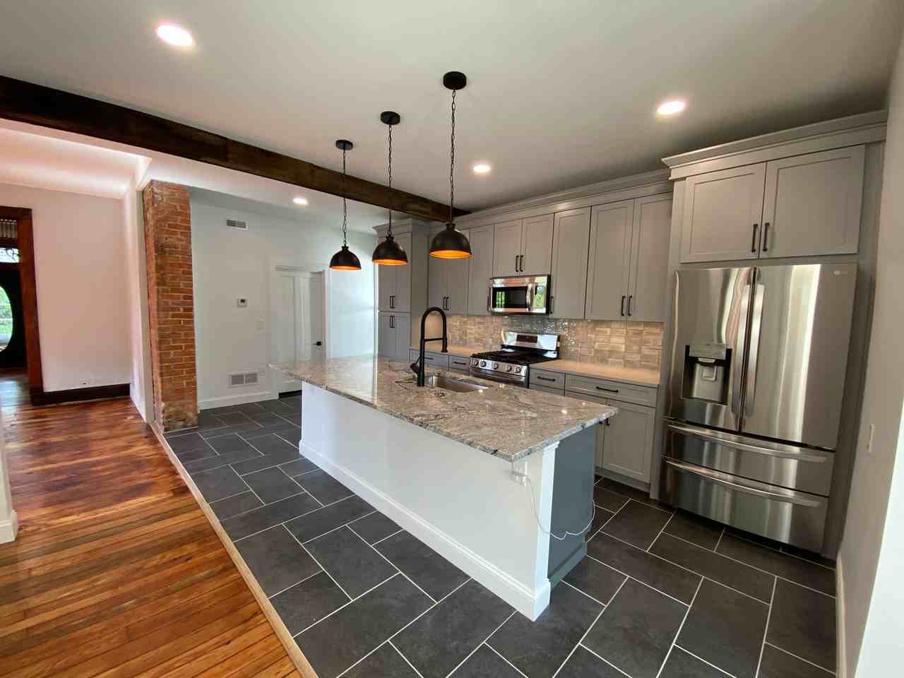 35 E Arcadia Ave - Photo 3 of 28