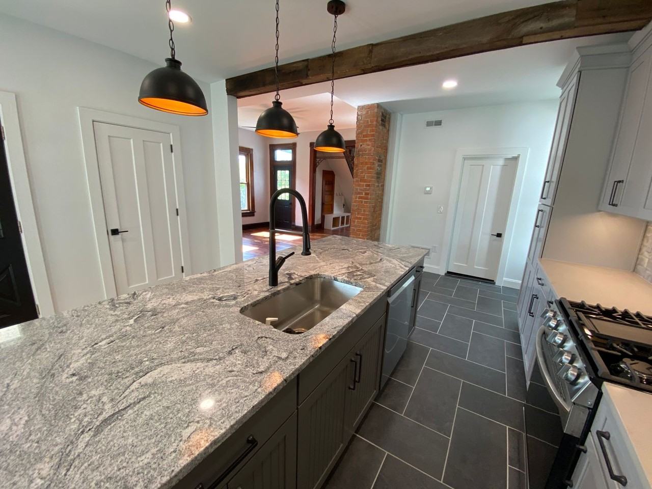 35 E Arcadia Ave - Photo 5 of 28