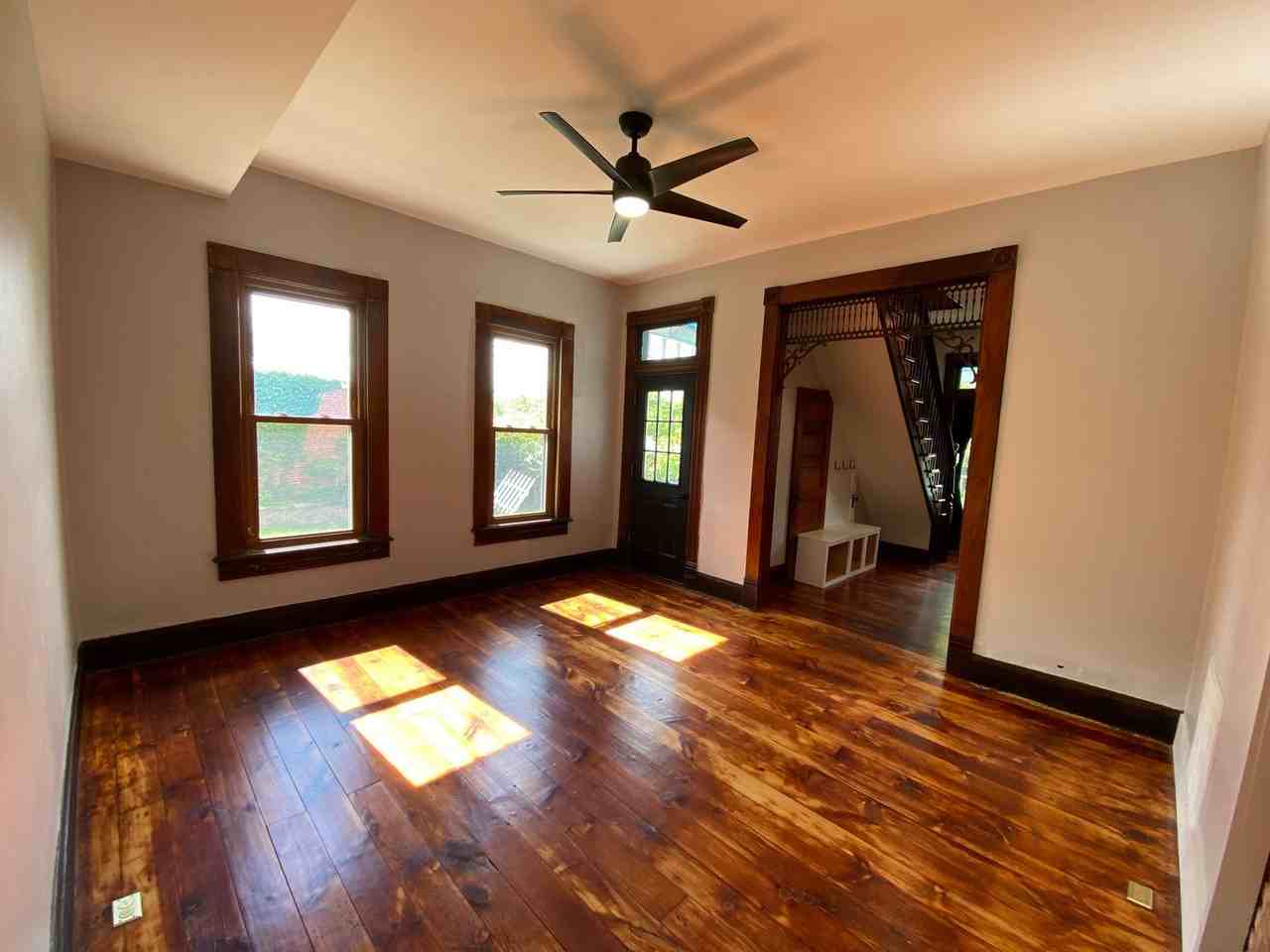 35 E Arcadia Ave - Photo 7 of 28