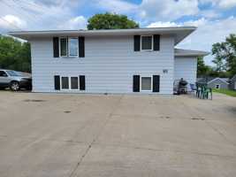 featured image of 138 Bay St
