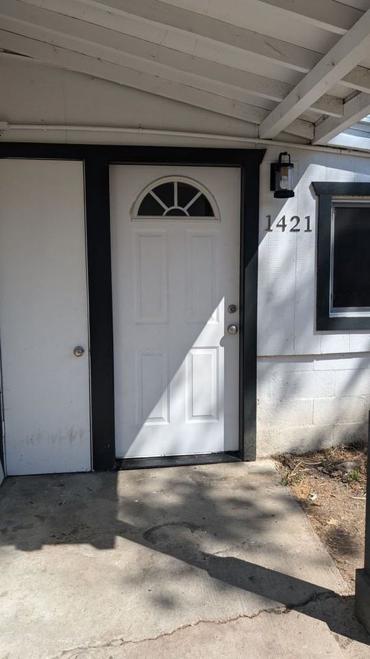 42231g 1421 Florence Lane & 1421 Florence Lane B & C Apartments 1421 1421 Florence Lane