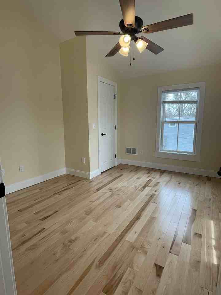 74 Elmwood Ave - Photo 7 of 12