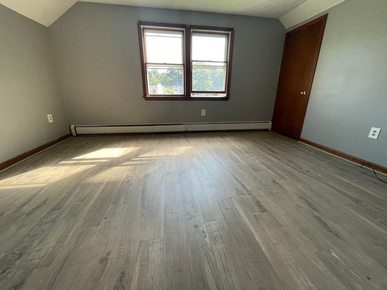 23 Tobin Ave - Photo 7 of 18