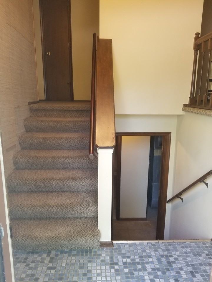 12909 Ames Ave - Photo 5 of 20