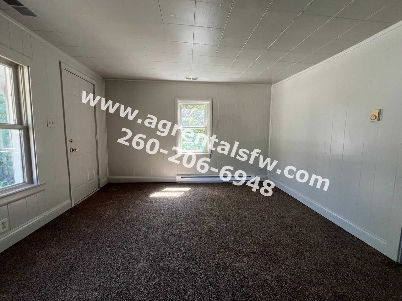 5120 S Harrison St - Photo 3 of 11