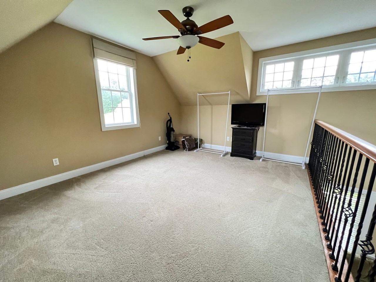 4183 Philpott Rd - Photo 4 of 8