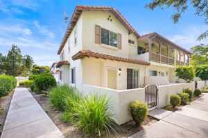 featured image of 1527 Circle Ranch Way #66