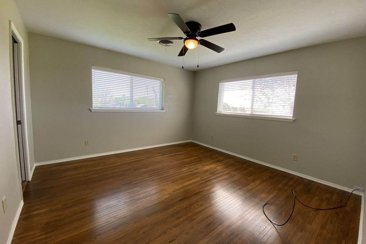 4511 Scotty Dr - Photo 3 of 25