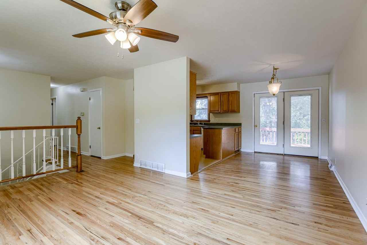 5056 Magnolia St - Photo 3 of 25