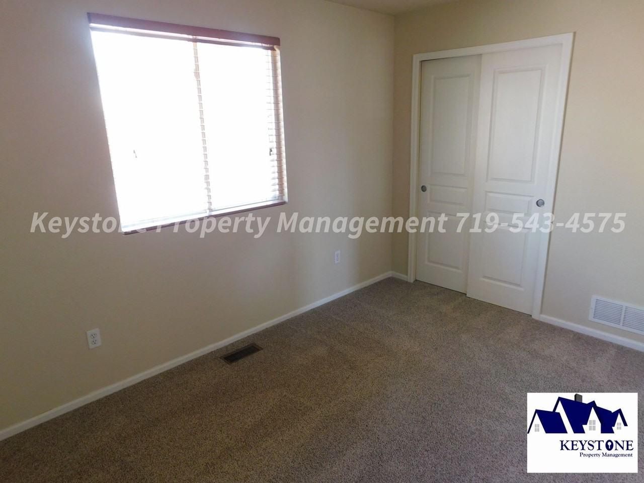 1319 Silver Hawk Ct - Photo 7 of 12