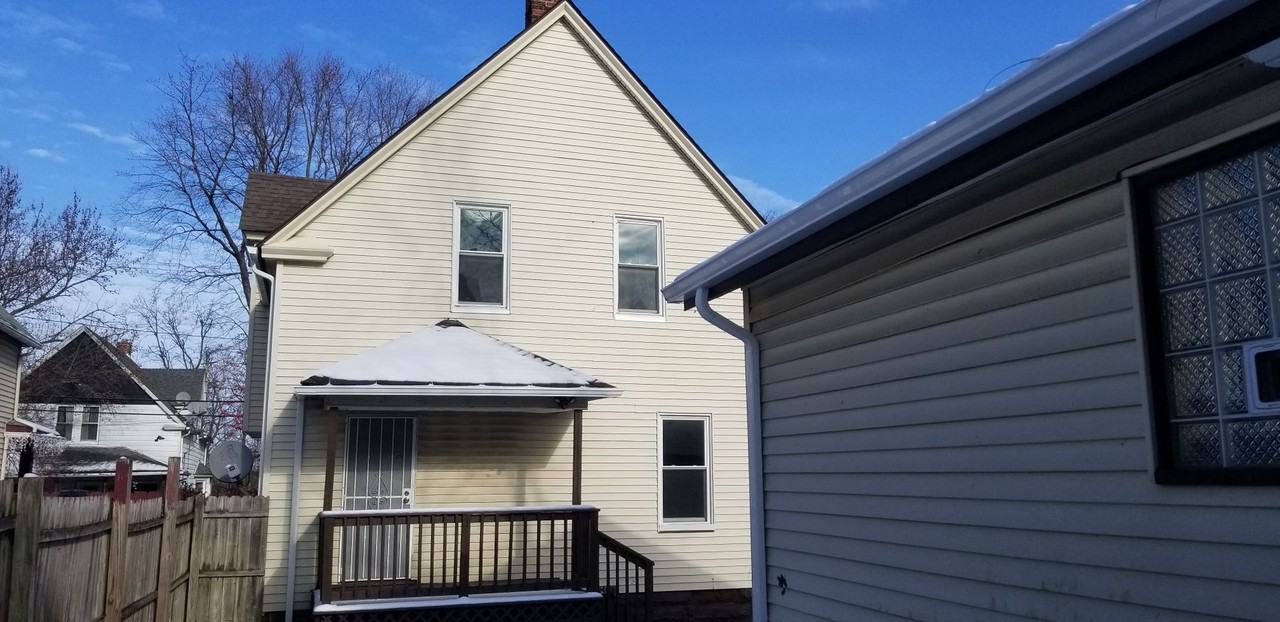 3521 Krather Rd - Photo 3 of 50