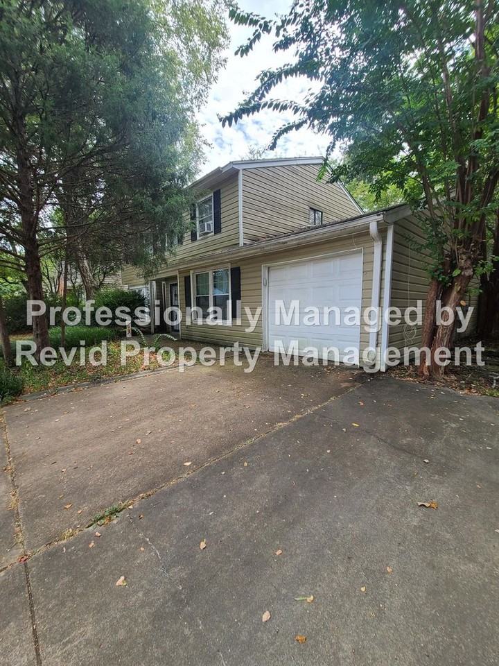 6771 Bainbridge Dr - Photo 2 of 50