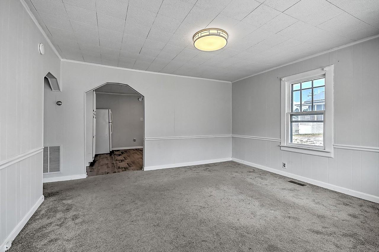 109 Bettie Street - Photo 5 of 27