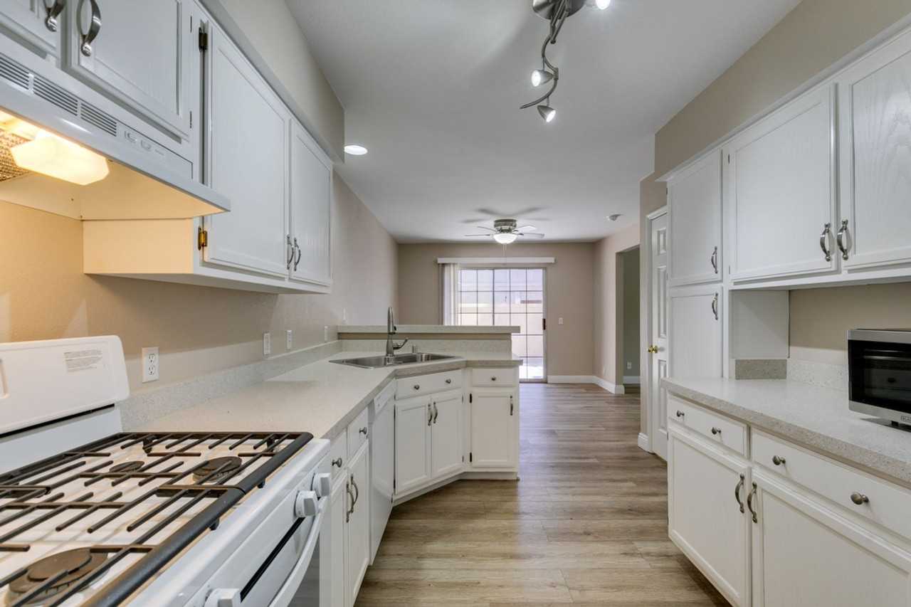 2840 Cool Water Dr - Photo 2 of 41