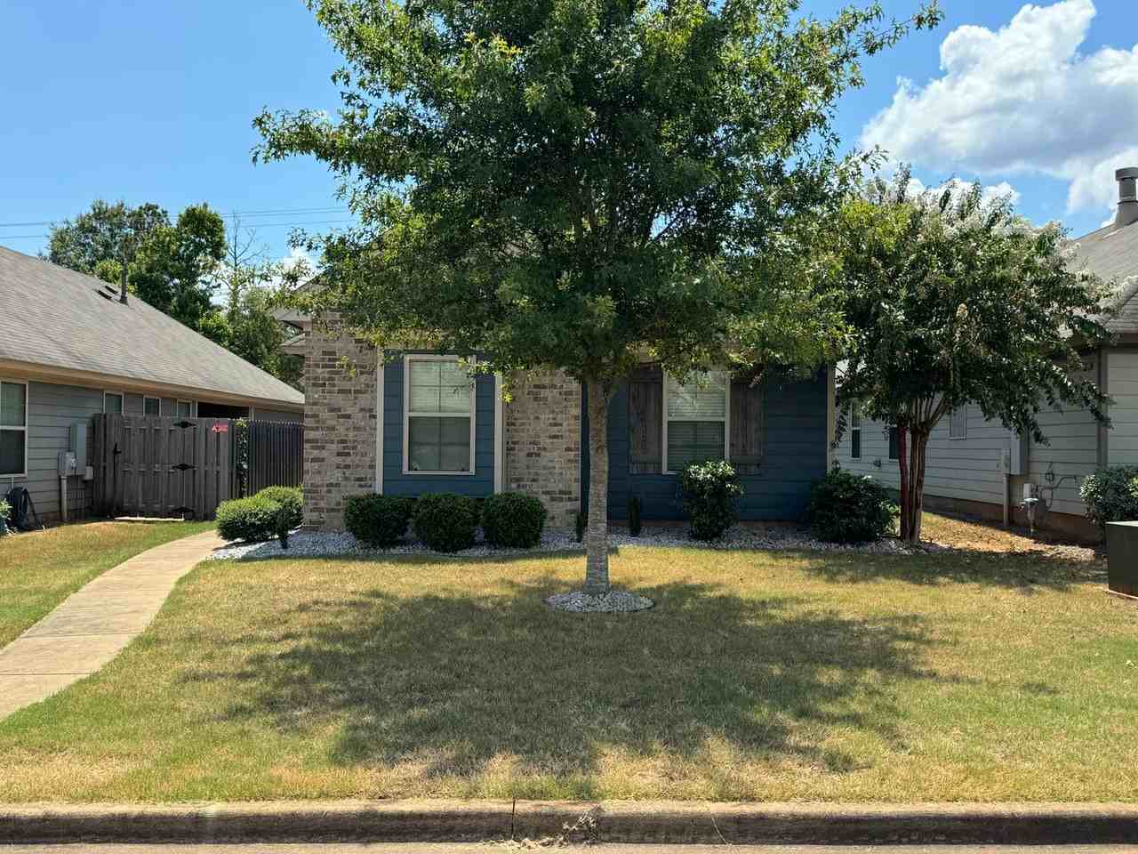 43 Laurel Pl - Photo 2 of 34