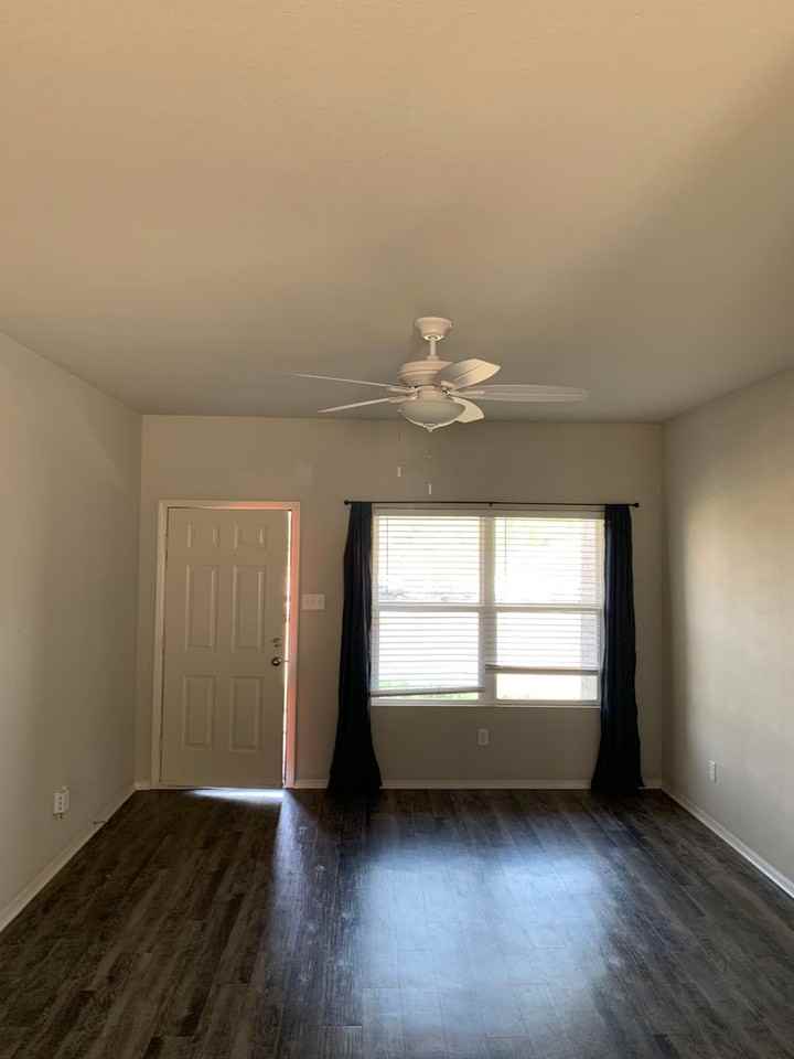 2301 Windy Ln - Photo 5 of 18