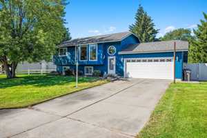 featured image of 13815 E Crown Ave