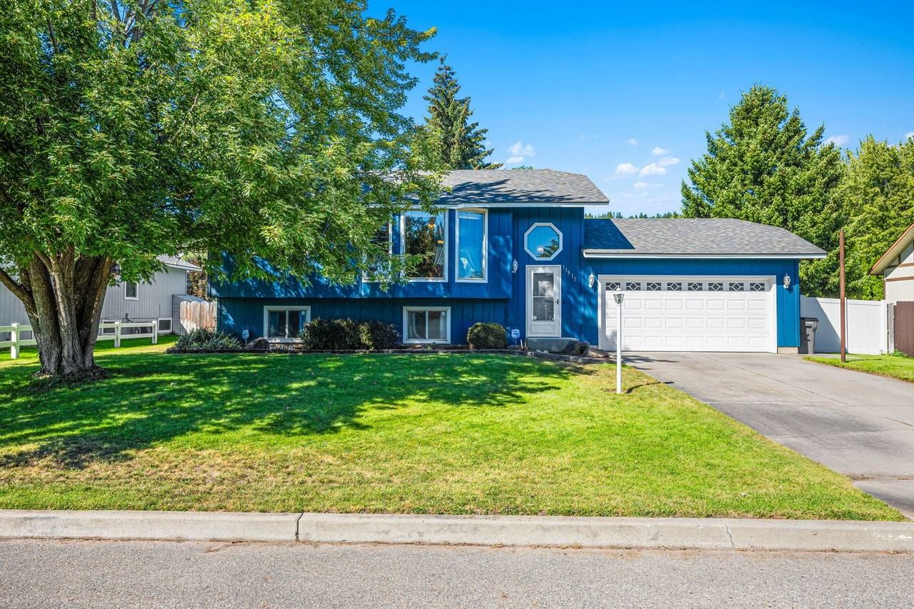 13815 E Crown Ave - Photo 2 of 27