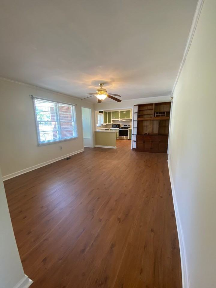 297 Macon Ave - Photo 6 of 23