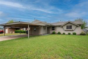 featured image of 7400 South Drexel Place