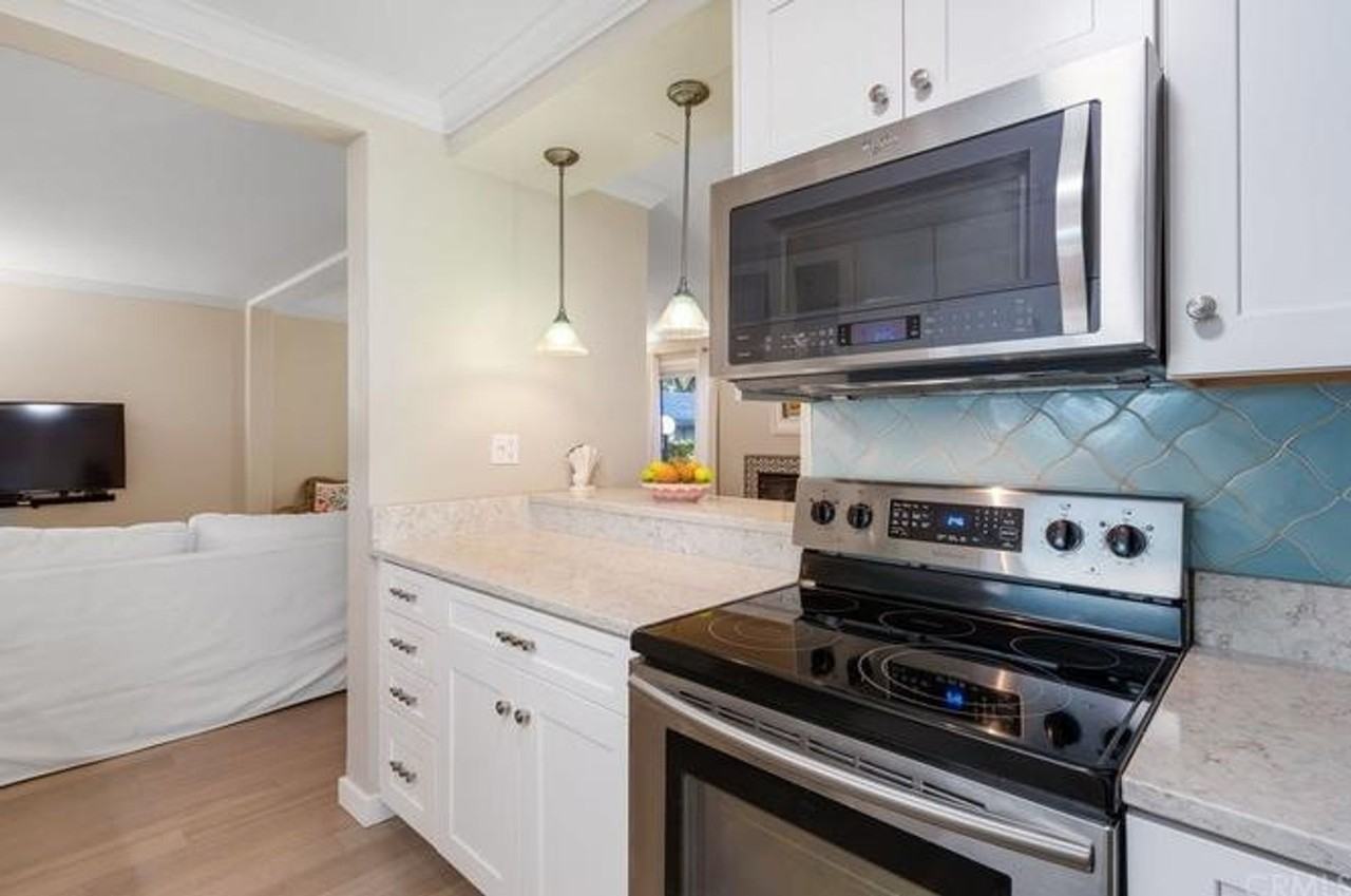 570 Peach St #14 - Photo 7 of 16