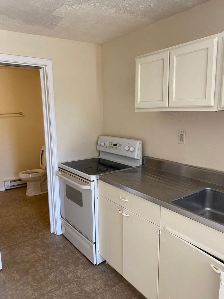 1307 S Ebright St #2 - Photo 6 of 6