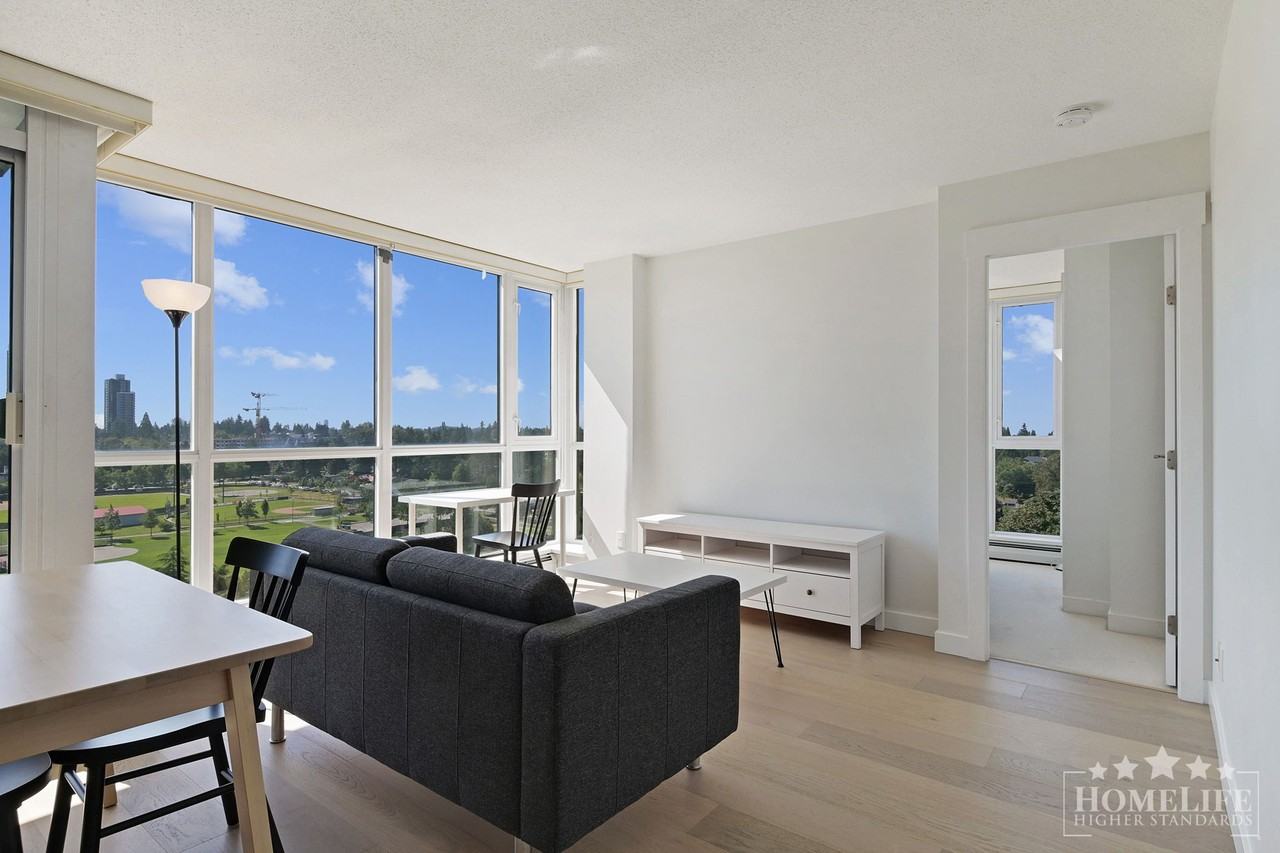 10777 University Drive - Photo 2 of 19