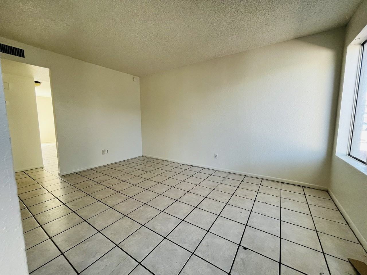 3807 N 23rd Dr - Photo 2 of 10