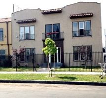 featured image of 1018 W 57th St