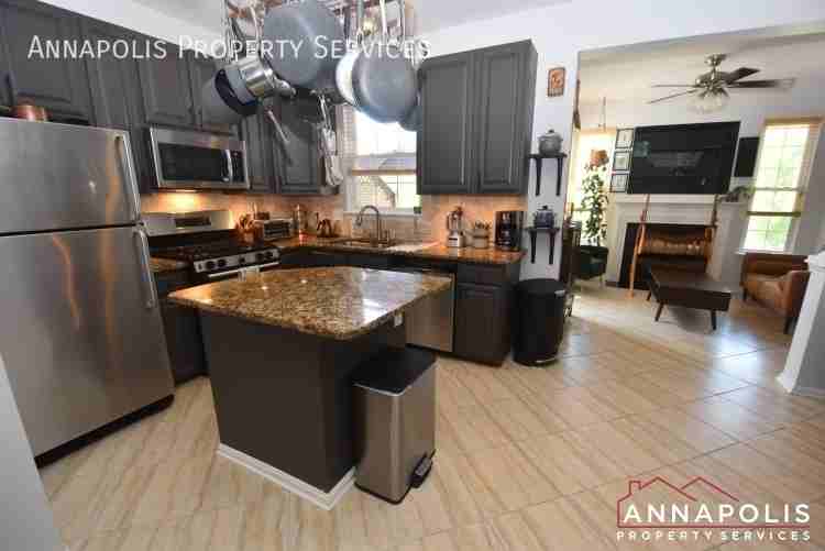 2118 Millhaven Dr - Photo 2 of 24