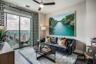 5692 N Lamar Blvd - Photo 1 of 1