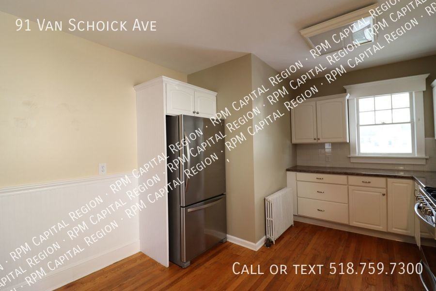 91 Van Schoick Ave - Photo 3 of 15