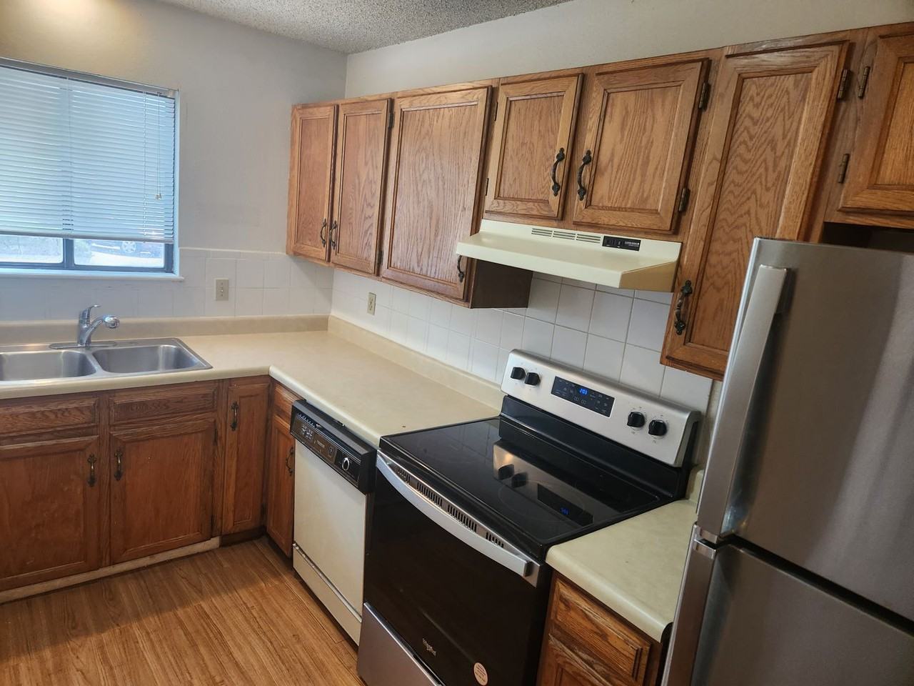 4041 Muse Way - Photo 4 of 13