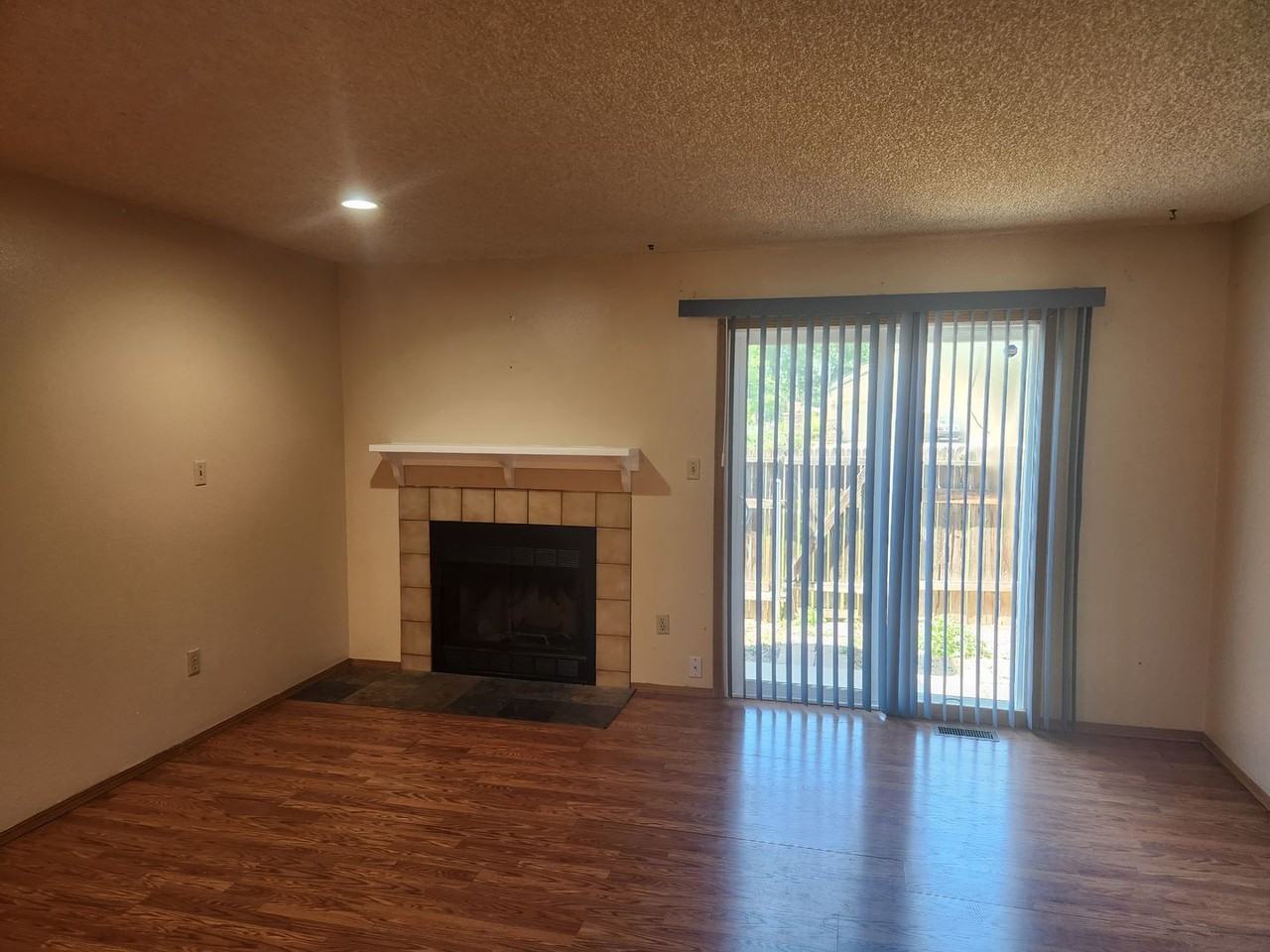 4041 Muse Way - Photo 6 of 13