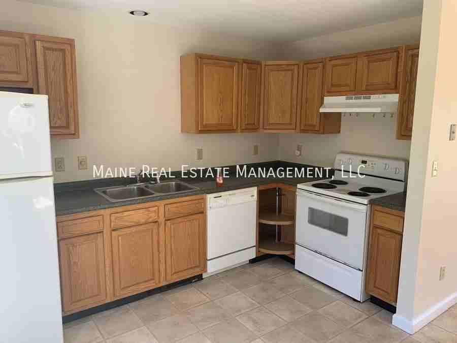 15 Ada Dr - Photo 2 of 9