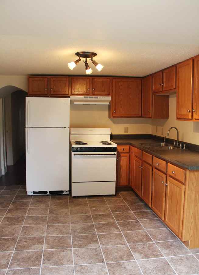 122 Archibald St - Photo 2 of 8